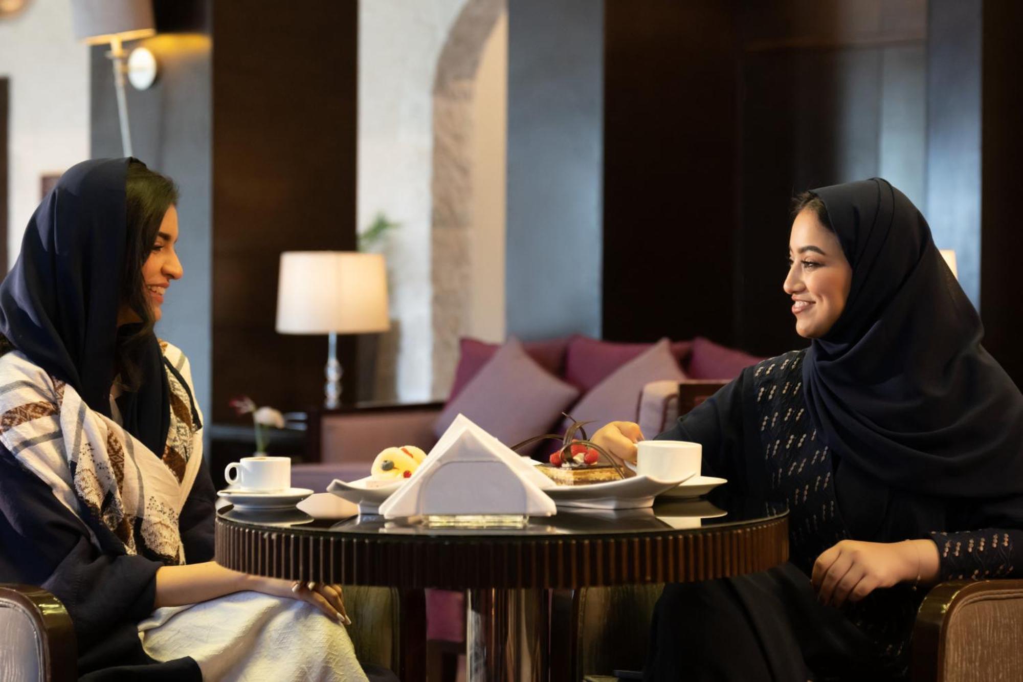 Holiday Inn Tabuk By Ihg Exterior photo